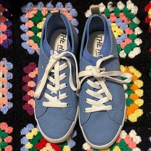 Kenneth Cole New York Blue Sneakers